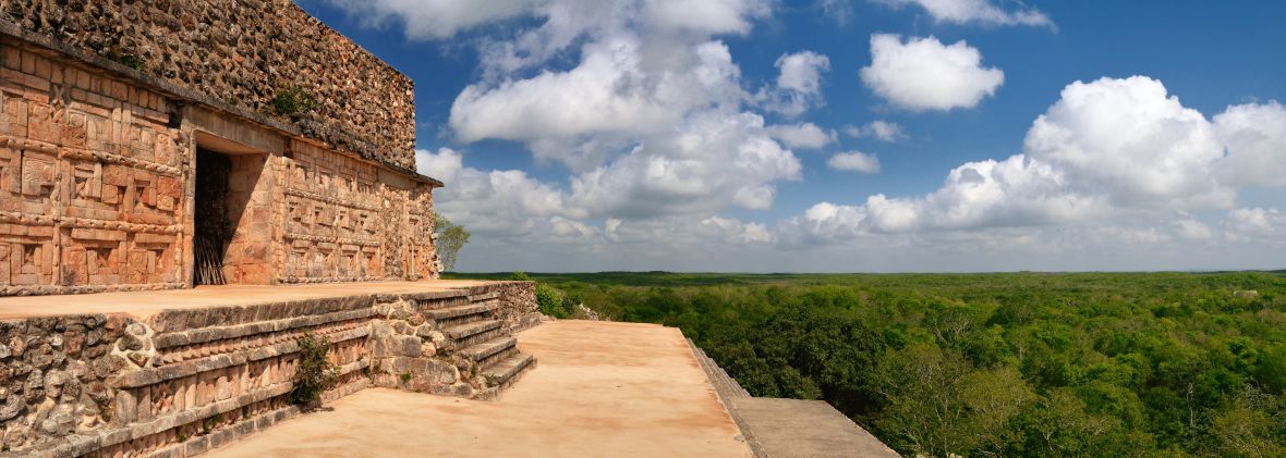 Pyramida v Uxmal, Mexiko