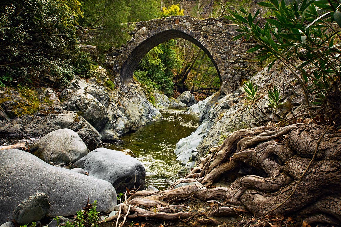Pohoří Troodos na Kypru, benátský most Pohoří Troodos na Kypru, benátský most