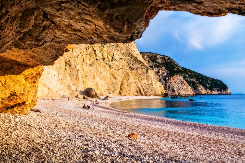 Jeskyně u pláže Porto Katsiki, Lefkada