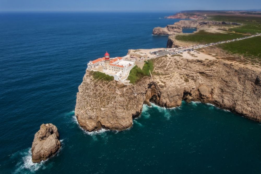 Celkový pohled na mys a maják Svatého Vincenta, Algarve